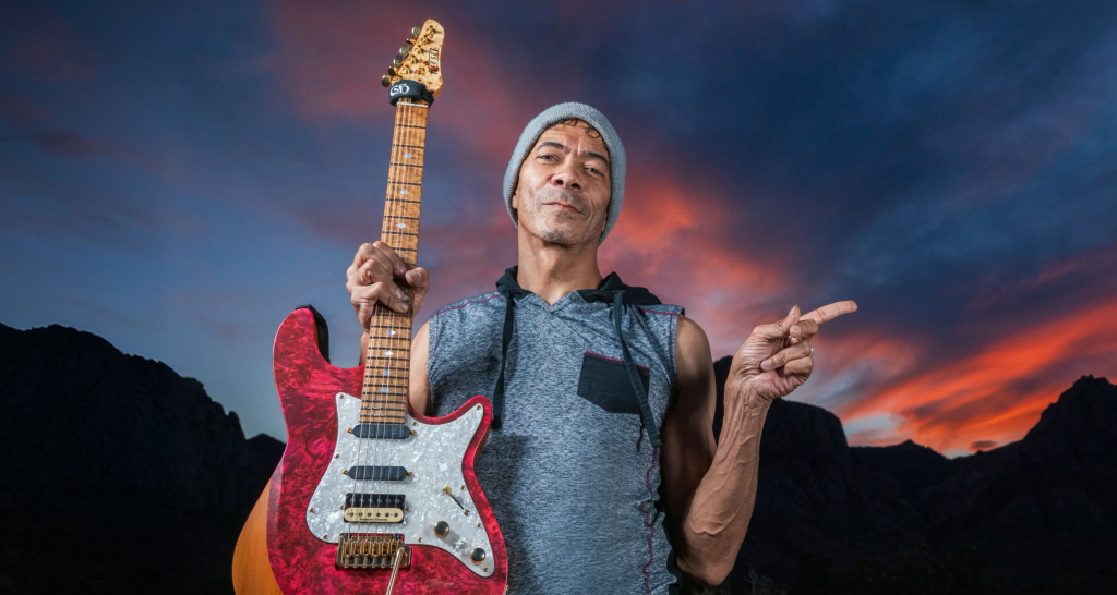 GREG HOWE